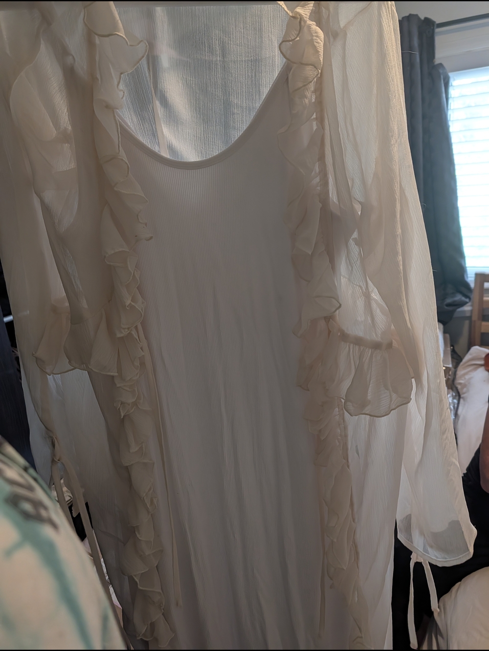 Missguided Cream Ruffle Shawl And Maxi Dress - Picture 2 of 5